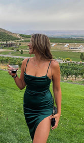 Maxikleid mit Satinträgern in Grün